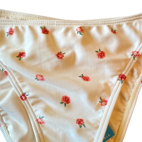 NWT O'NEILL Cardiff Rosette Floral Bikini Bottoms in Vanilla, Size Large - Picture 3 of 6